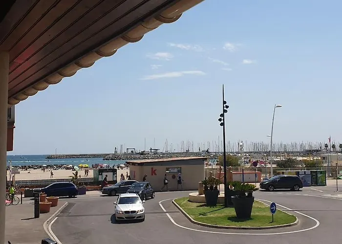 Studio Neuf Atypique Centre Ville Palavas Vue Mer
